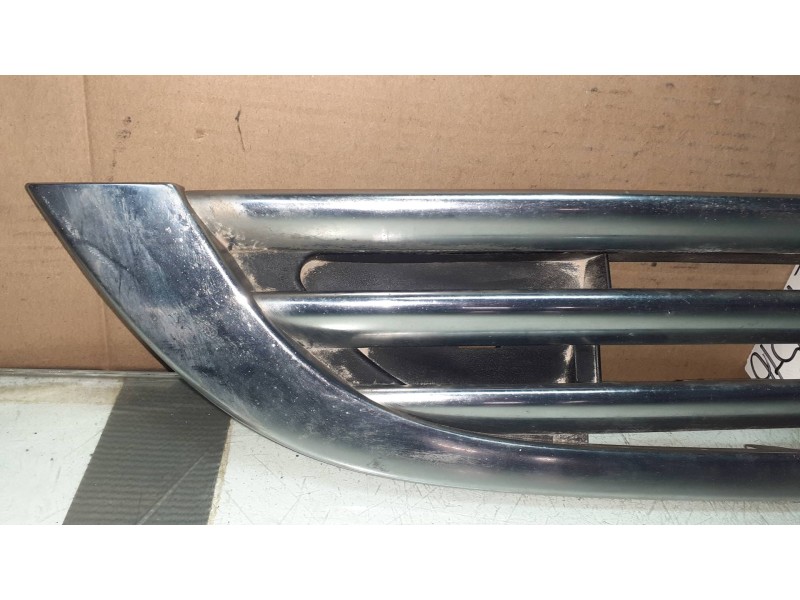 Recambio de rejilla delantera para bmw mini (r50,r53) cooper referencia OEM IAM 1490376  