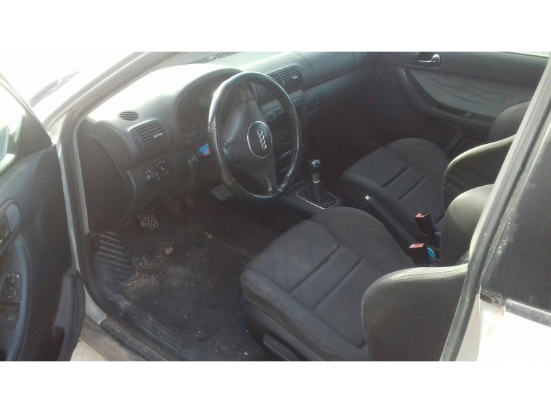 audi a3 (8l) del año 2000