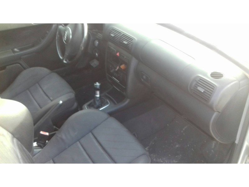 audi a3 (8l) del año 2000
