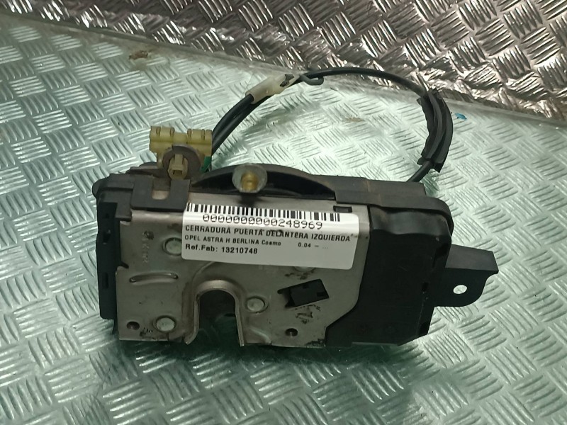 Recambio de cerradura puerta delantera izquierda para opel astra h berlina cosmo referencia OEM IAM 13210748 QF ELECTRICA