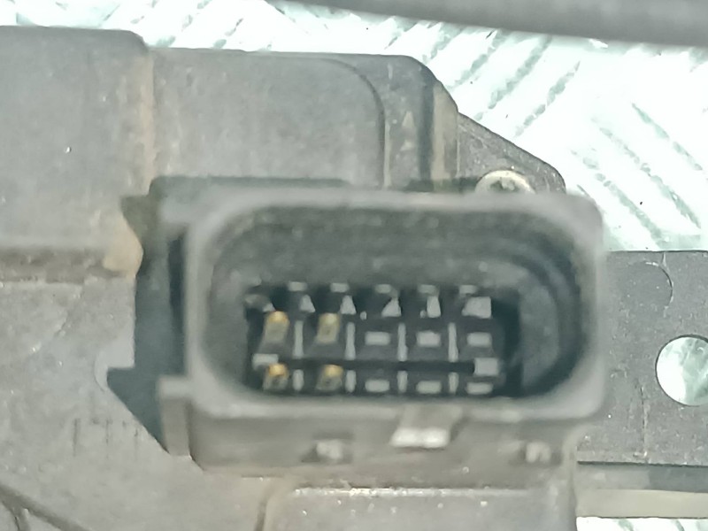 Recambio de cerradura puerta delantera izquierda para opel astra h berlina cosmo referencia OEM IAM 13210748 QF ELECTRICA