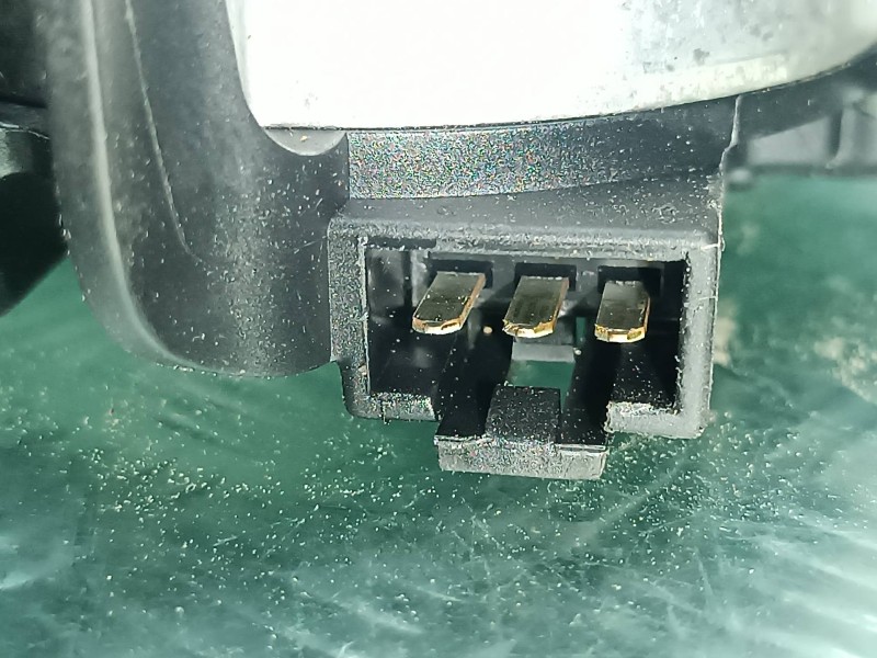 Recambio de motor limpia trasero para opel astra h berlina cosmo referencia OEM IAM 13105981 0390201591 BOSCH