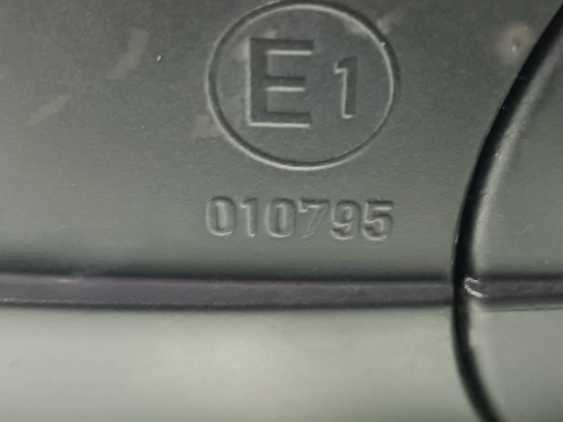 Recambio de retrovisor derecho para opel astra h berlina cosmo referencia OEM IAM 24462996RH 24462996 ELECTRICO