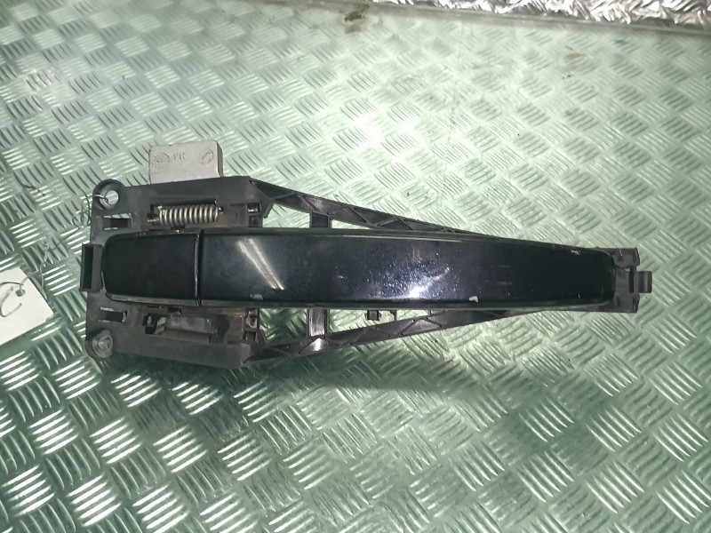 Recambio de maneta exterior delantera derecha para opel astra h berlina cosmo referencia OEM IAM   