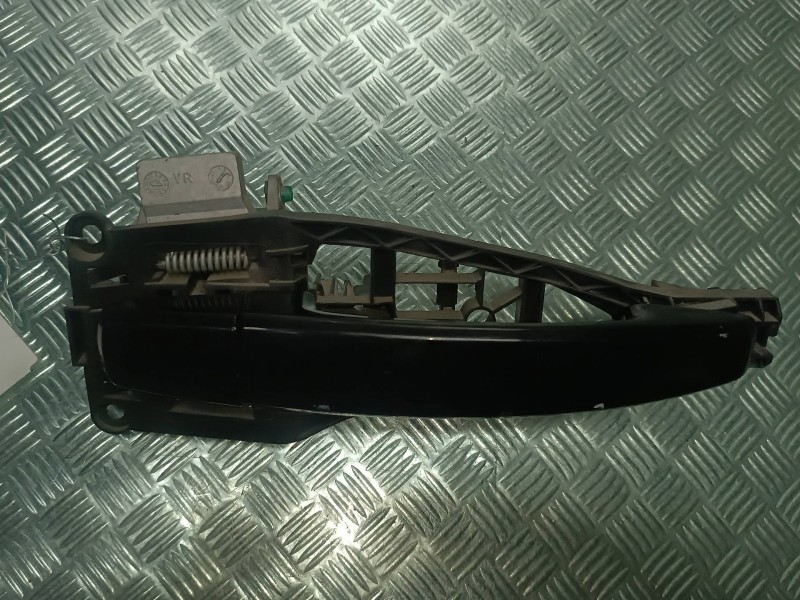 Recambio de maneta exterior delantera derecha para opel astra h berlina cosmo referencia OEM IAM   