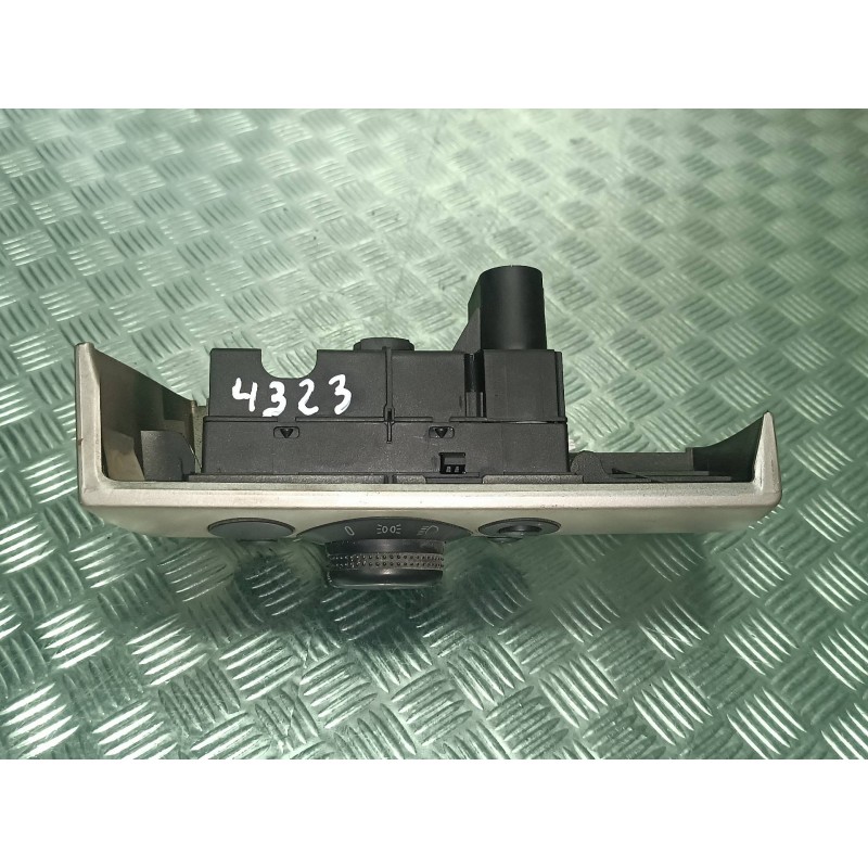Recambio de mando luces para opel astra h berlina cosmo referencia OEM IAM 13124864 331985437 CONECTOR 12 PINES