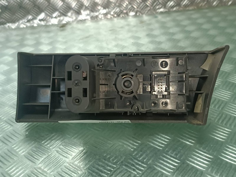 Recambio de mando luces para opel astra h berlina cosmo referencia OEM IAM 13124864 331985437 CONECTOR 12 PINES