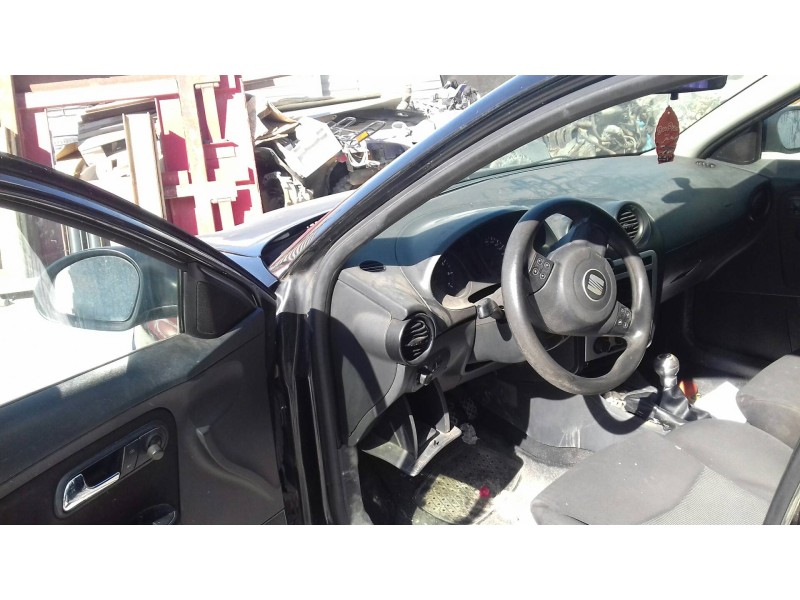 seat ibiza (6l1) del año 2004