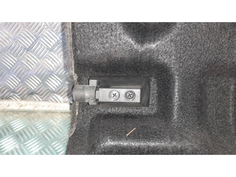 Recambio de bandeja trasera para seat ibiza (6l1) cool referencia OEM IAM   