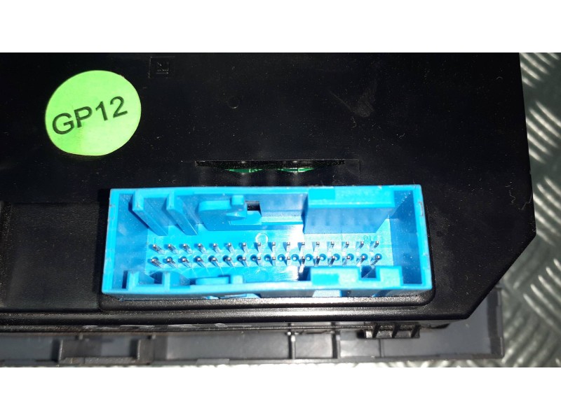 Recambio de mando calefaccion / aire acondicionado para opel astra h berlina cosmo referencia OEM IAM 90151366 LC3 13247811