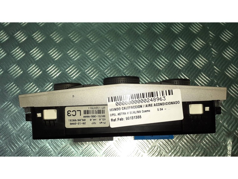 Recambio de mando calefaccion / aire acondicionado para opel astra h berlina cosmo referencia OEM IAM 90151366 LC3 13247811