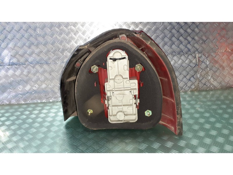 Recambio de piloto trasero izquierdo para audi a3 (8l) 1.9 tdi ambiente referencia OEM IAM 8L0945095B  