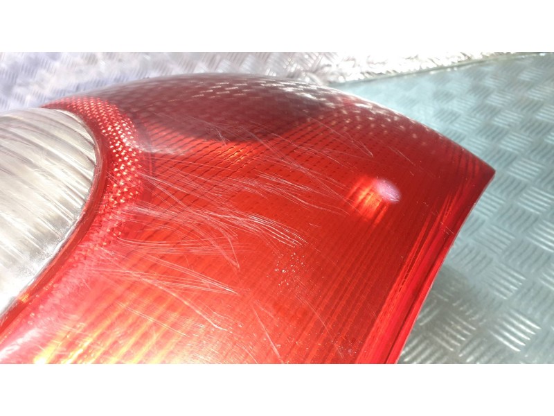 Recambio de piloto trasero derecho para citroen xsara picasso 2.0 hdi referencia OEM IAM 9631563980  