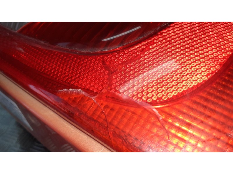 Recambio de piloto trasero derecho para citroen xsara picasso 2.0 hdi referencia OEM IAM 9631563980  