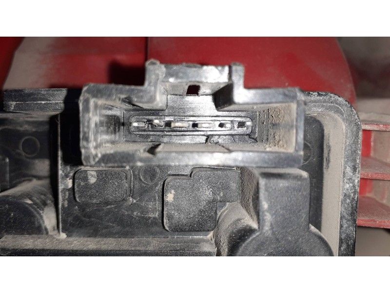 Recambio de piloto trasero derecho para citroen xsara picasso 2.0 hdi referencia OEM IAM 9631563980  