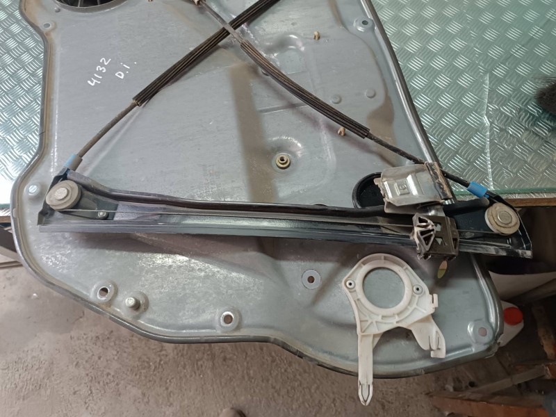 Recambio de elevalunas delantero izquierdo para seat ibiza (6l1) cool referencia OEM IAM 6L4837751CM 6L4837755 ELECTRICO