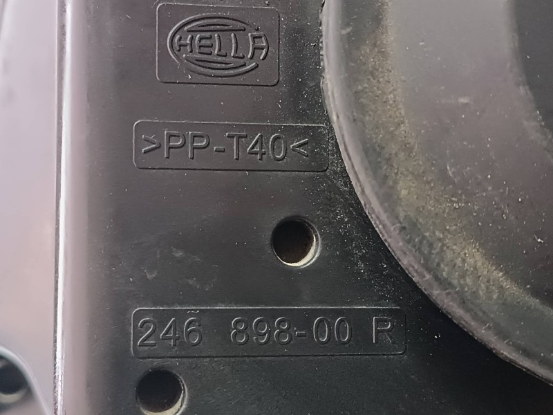 Recambio de faro derecho para ford fusion (cbk) ambiente referencia OEM IAM 24689800R  HELLA