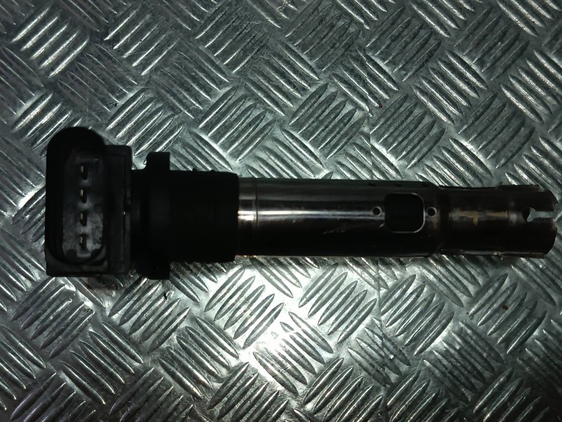 Recambio de bobina encendido para seat ibiza (6l1) cool referencia OEM IAM 245141 CONECTOR 4 PINES VALEO
