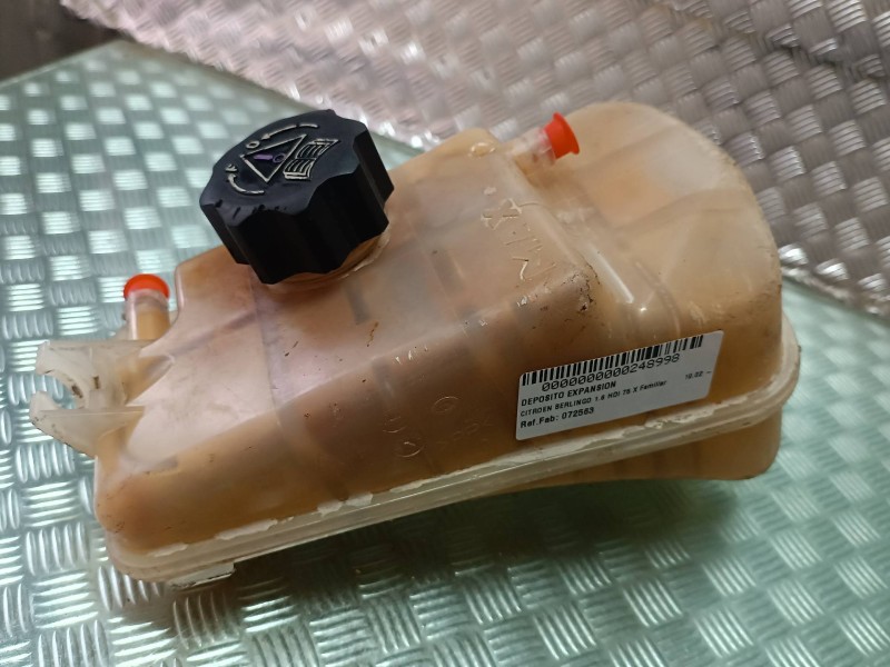 Recambio de deposito expansion para citroen berlingo 1.6 hdi 75 x familiar referencia OEM IAM 072563 A4 