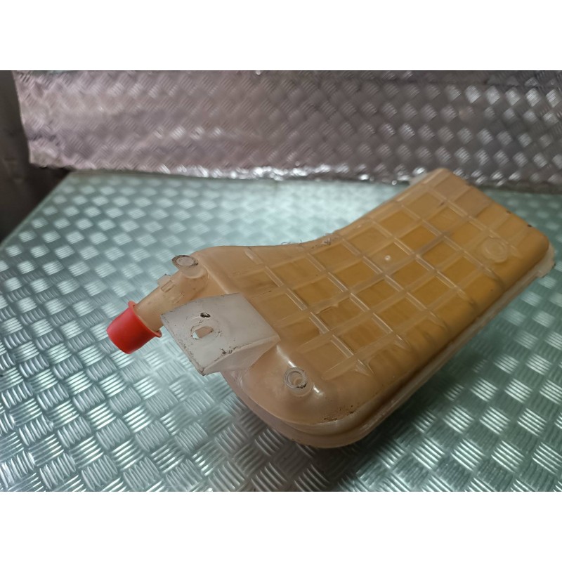 Recambio de deposito expansion para citroen berlingo 1.6 hdi 75 x familiar referencia OEM IAM 072563 A4 