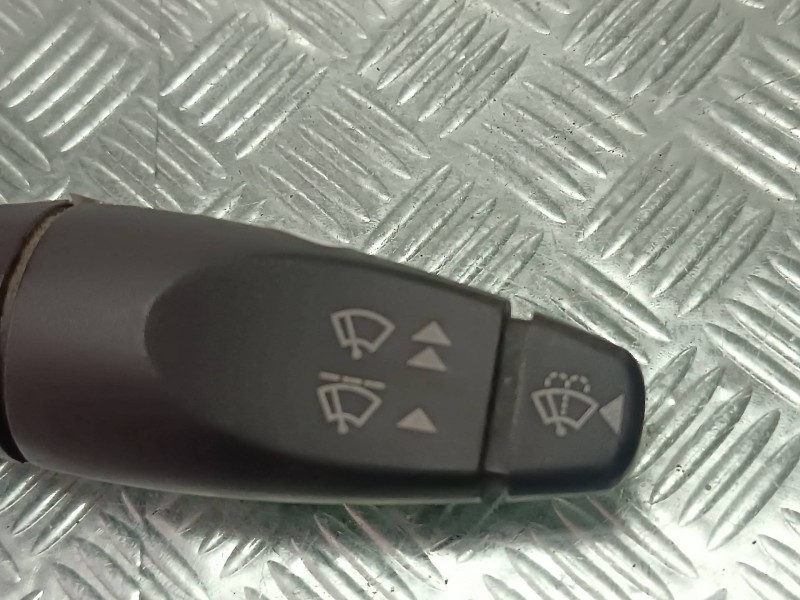 Recambio de mando limpia para ford focus berlina (cak) ambiente referencia OEM IAM PA66GF30  CONECTOR 10 PINES