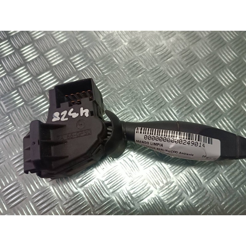 Recambio de mando limpia para ford focus berlina (cak) ambiente referencia OEM IAM PA66GF30  CONECTOR 10 PINES