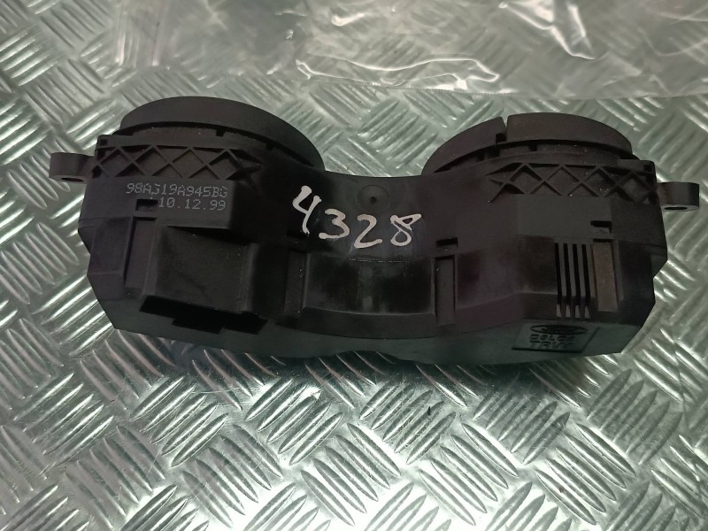 Recambio de mando multifuncion para ford focus berlina (cak) ambiente referencia OEM IAM 98AG19A945BG  CONECTOR 16 PINES