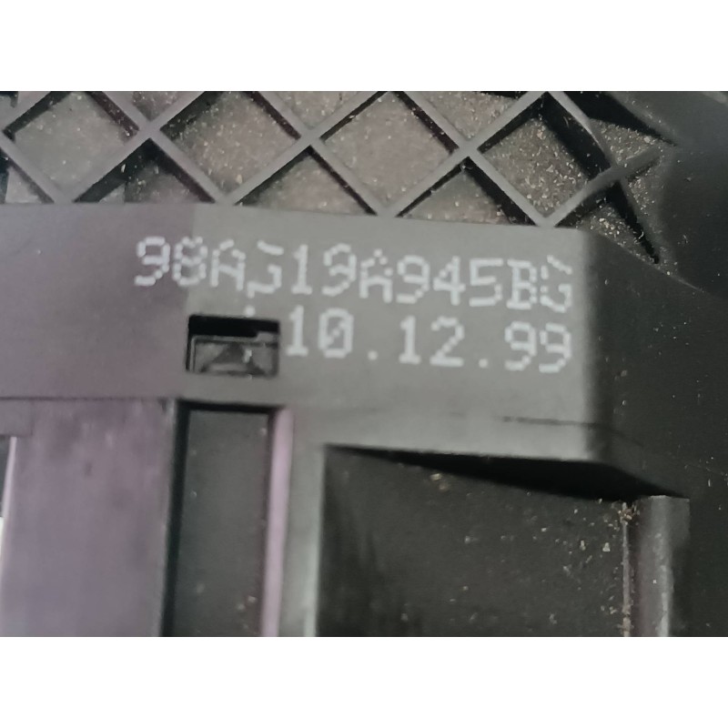 Recambio de mando multifuncion para ford focus berlina (cak) ambiente referencia OEM IAM 98AG19A945BG  CONECTOR 16 PINES