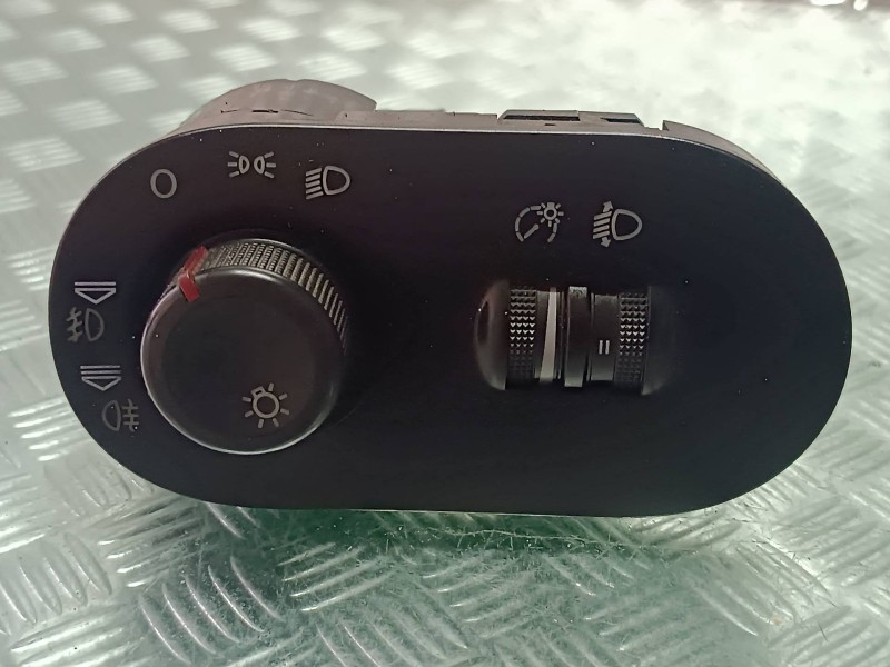 Recambio de mando luces para seat ibiza (6l1) cool referencia OEM IAM 6L1941531AF  DOS CONECTORES