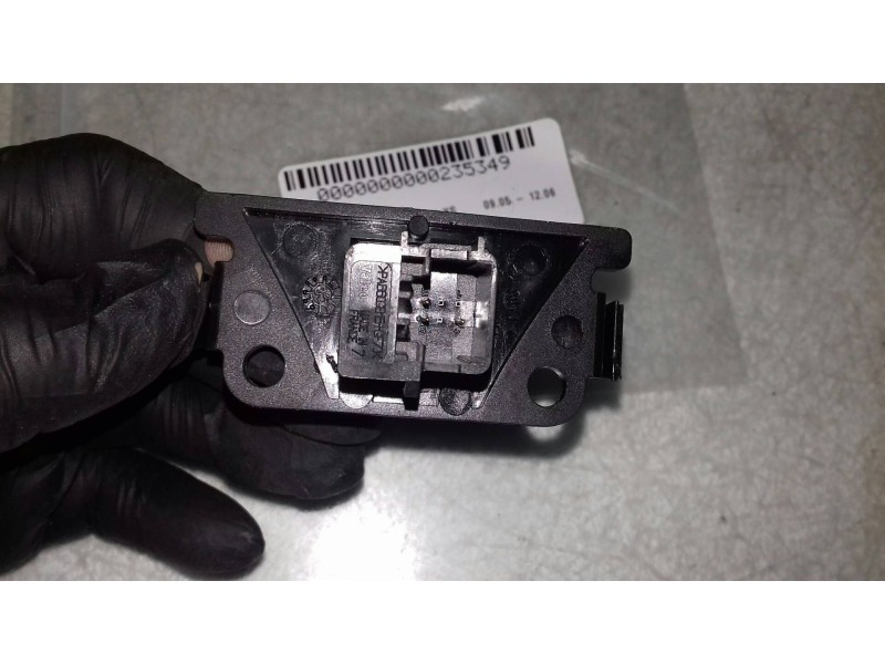 Recambio de warning para peugeot 307 berlina (s2) xs referencia OEM IAM   CONECTOR 3 PINES