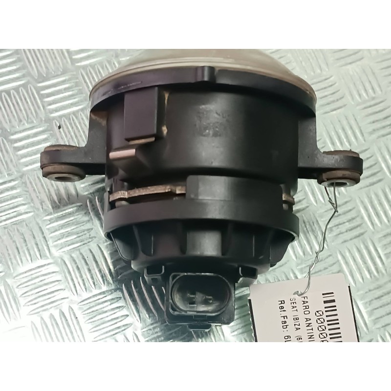 Recambio de faro antiniebla derecho para seat ibiza (6l1) cool referencia OEM IAM 6L0941699 VISTEON CONECTOR 2 PINES