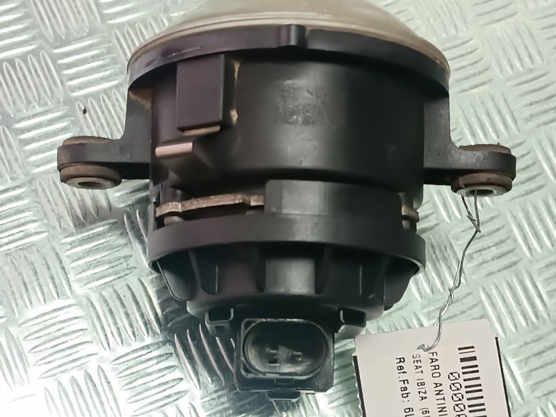 Recambio de faro antiniebla derecho para seat ibiza (6l1) cool referencia OEM IAM 6L0941699 VISTEON CONECTOR 2 PINES
