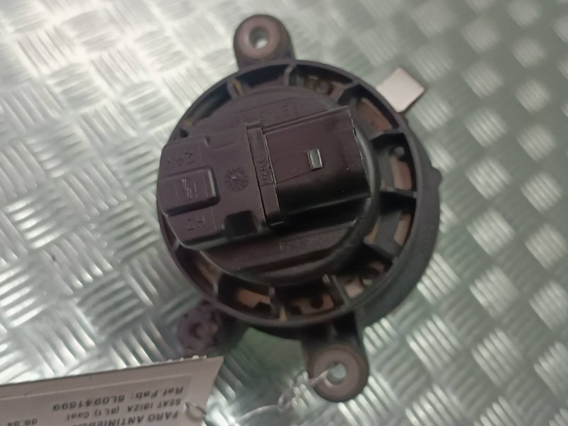 Recambio de faro antiniebla derecho para seat ibiza (6l1) cool referencia OEM IAM 6L0941699 VISTEON CONECTOR 2 PINES