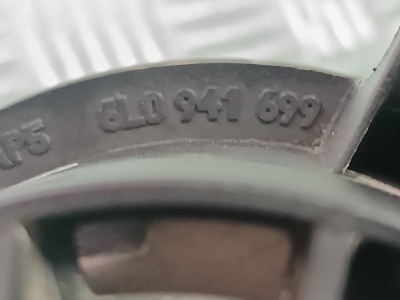 Recambio de faro antiniebla derecho para seat ibiza (6l1) cool referencia OEM IAM 6L0941699 VISTEON CONECTOR 2 PINES