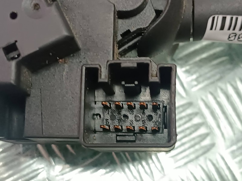 Recambio de mando intermitentes para ford focus berlina (cak) ambiente referencia OEM IAM 98AG13335AG  CONECTOR 10 PINES