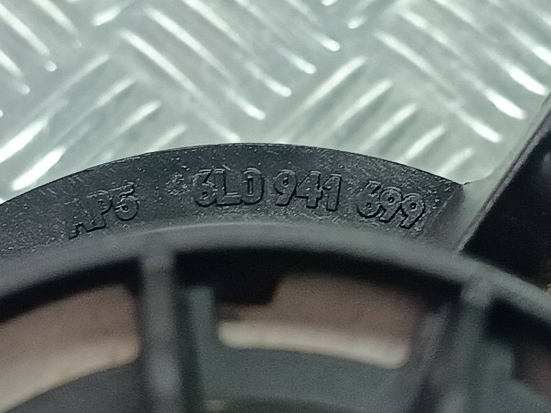 Recambio de faro antiniebla izquierdo para seat ibiza (6l1) cool referencia OEM IAM 6L0941699 VISTEON CONECTOR 2 PINES