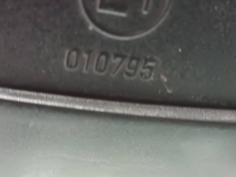Recambio de retrovisor izquierdo para opel astra h berlina cosmo referencia OEM IAM 24462995 430501 ELECTRICO