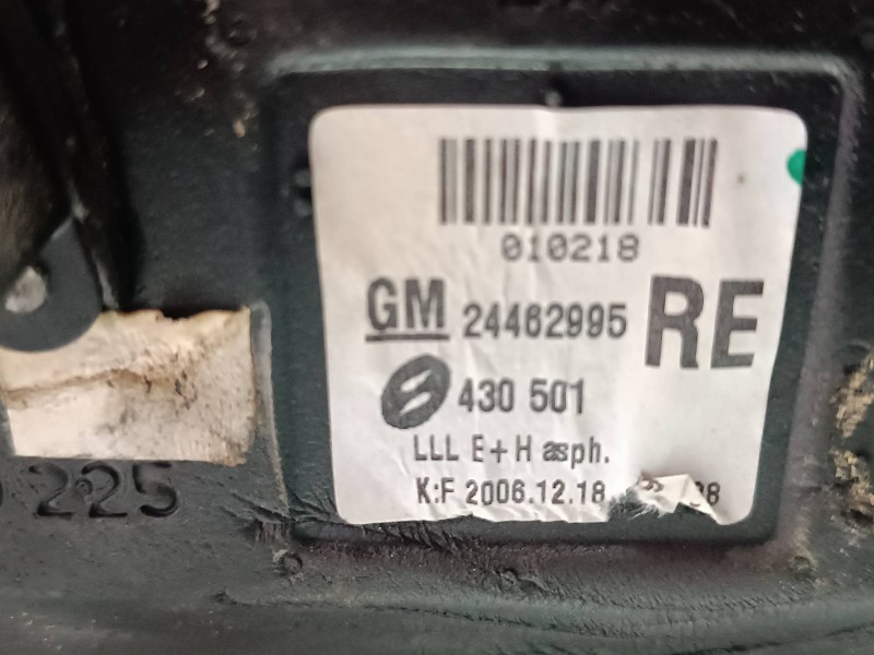 Recambio de retrovisor izquierdo para opel astra h berlina cosmo referencia OEM IAM 24462995 430501 ELECTRICO