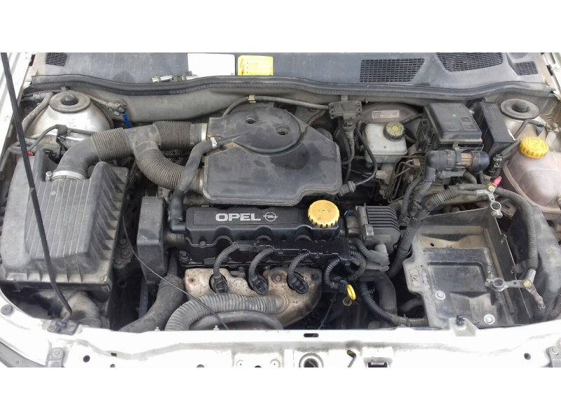 opel astra g berlina del año 1999