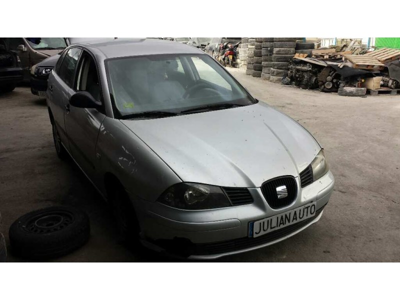 seat ibiza (6l1) del año 2004