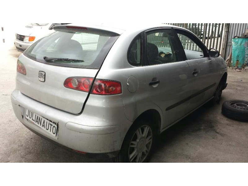 seat ibiza (6l1) del año 2004