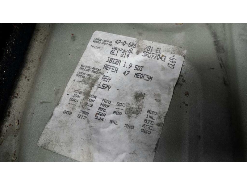 seat ibiza (6l1) del año 2004