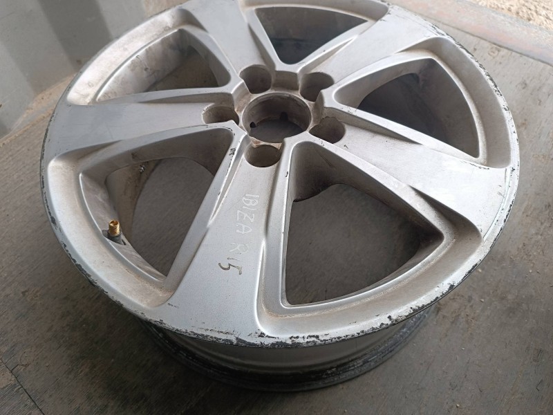 Recambio de juego llantas para seat ibiza (6l1) sport referencia OEM IAM 6L0601025R 6J15H2 ET43