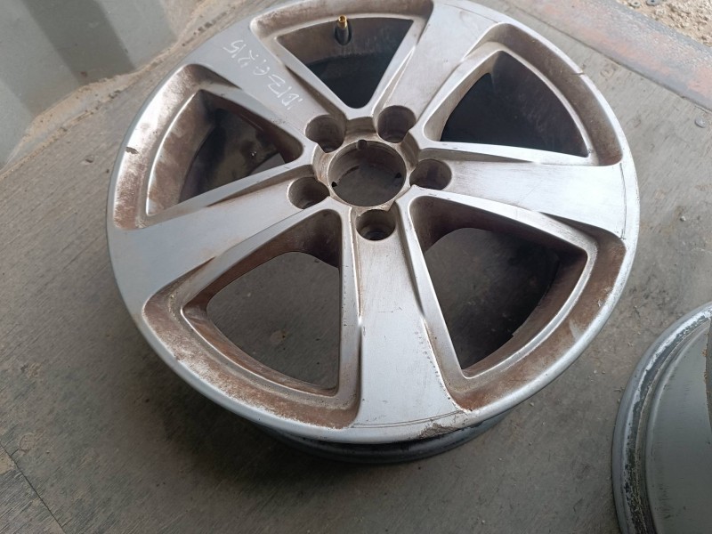 Recambio de juego llantas para seat ibiza (6l1) sport referencia OEM IAM 6L0601025R 6J15H2 ET43