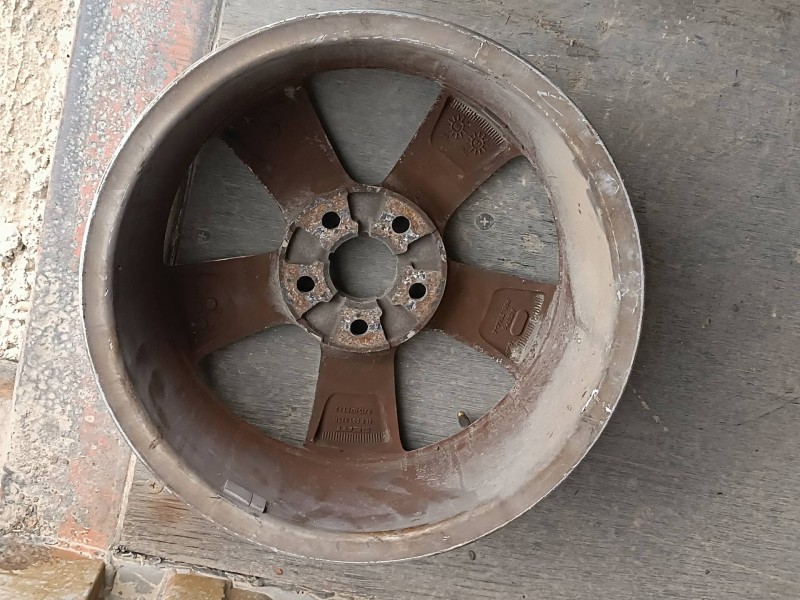 Recambio de juego llantas para seat ibiza (6l1) sport referencia OEM IAM 6L0601025R 6J15H2 ET43