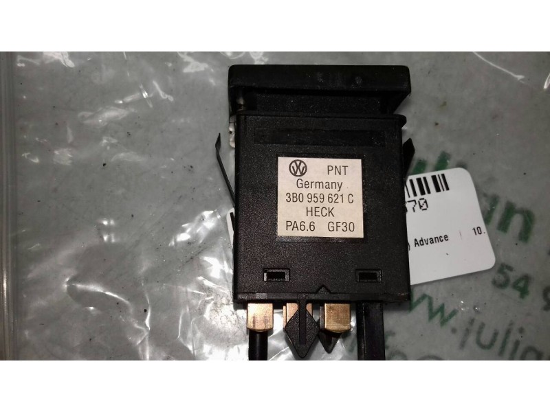 Recambio de interruptor para volkswagen passat berlina (3b3) advance referencia OEM IAM 3B0959621C  LUNETA TRASERA