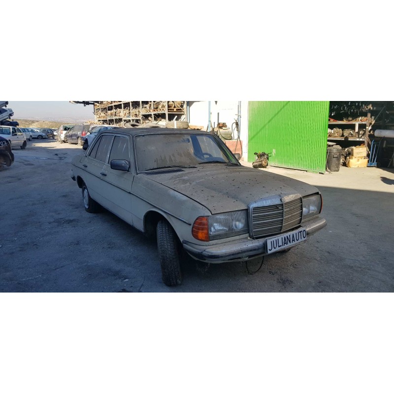 mercedes-benz clase e (w123) berlina+coupe del año 1983