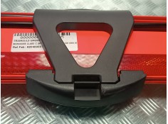 Recambio de triangulo emergencias para mercedes-benz clase c (w204) berlina c 220 cdi (204.008) referencia OEM IAM A2048900197 A 2