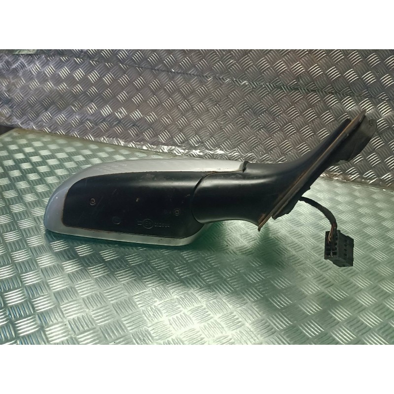 Recambio de retrovisor derecho para audi a3 (8l) 1.9 tdi ambiente referencia OEM IAM 225396 010594 ELECTRICO