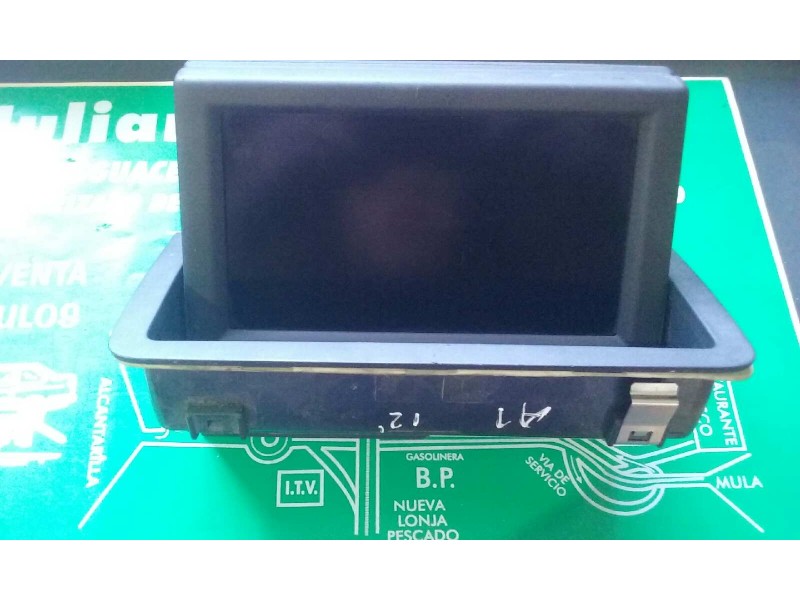 Recambio de pantalla multifuncion para audi a1 (8x) attraction referencia OEM IAM 8X0857273B  